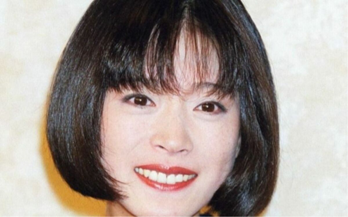 中森明菜の現在の姿写真が綺麗!年収がヤバい!結婚が噂された意外な相手とは!? – BlueStar Journal
