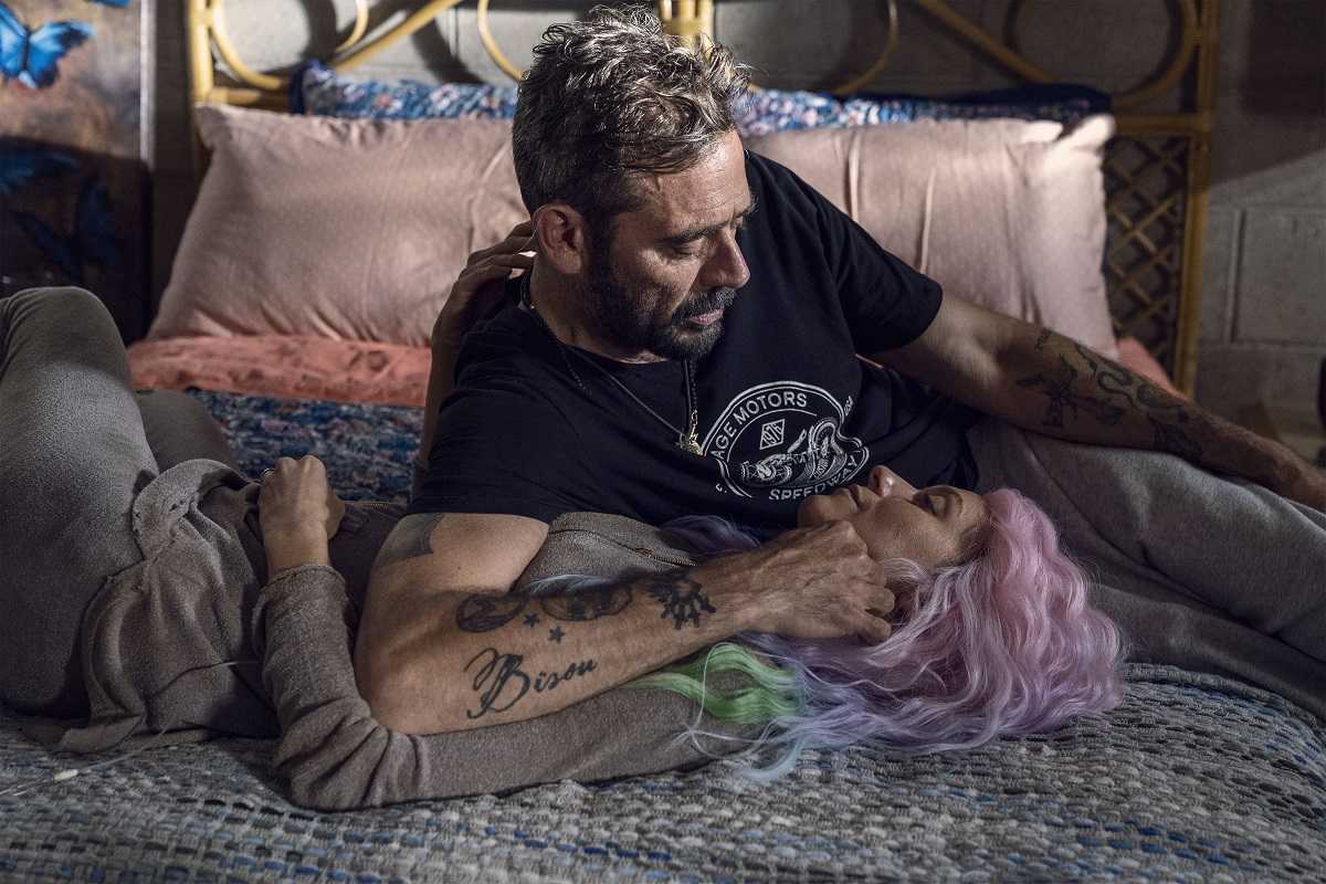 63 件の「Hilarie Burton」や「メンズ ヘアスタイル」のアイデアを見つけましょうウェディング ヘアスタイル、ミディアムカーリー、カーリーヘア など