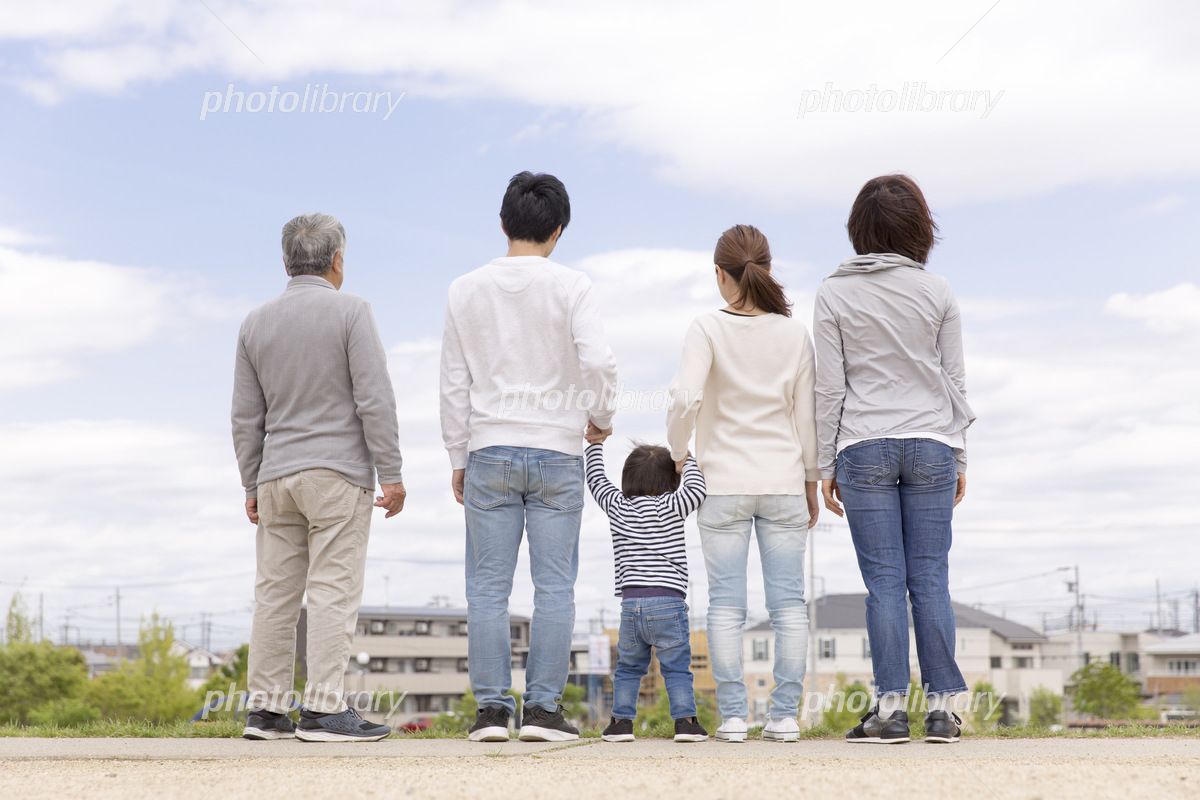 家族」の写真素材21,836,318件の無料イラスト画像Adobe Stock