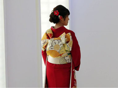 卒業式、着物、袴、ヘアセット、着付プランのご紹介岩手県盛岡市 レンタルドレス 結婚式 結婚写真撮影 セレンブライダル 成人式振袖レンタル 卒業式 袴レンタル