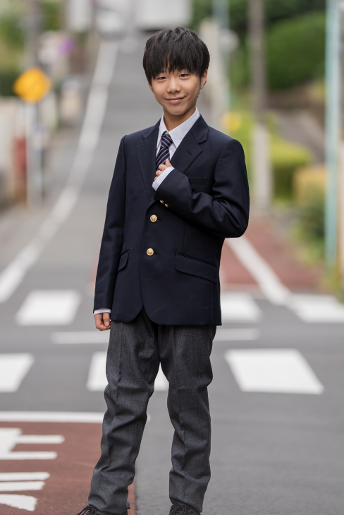 小学校卒業式写真 服装選びやマナー、記念撮影のコツを紹介フォトスタジオ ハピスタ 家族写真・子供写真・七五三