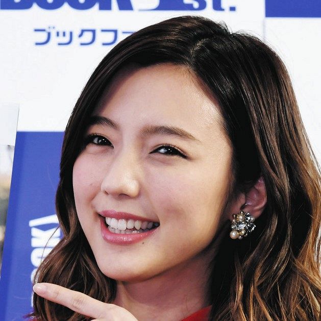 サッカー日本代表・柴崎岳＆真野恵里菜の「馬しゃぶ」ディナーFRIDAYデジタル