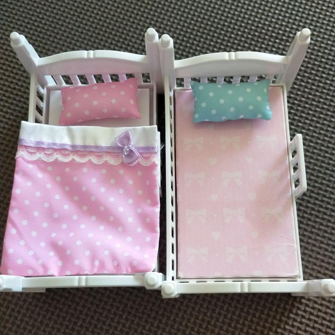 100均購入品で作ったリカちゃんハウス*。DIYレシピ