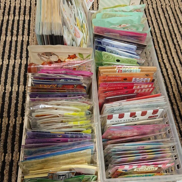 貼ってはがせる「OURHOME 子どもの身じたくシール」新発売ニュース詳細ナカバヤシ株式会社：アルバム・製本・シュレッダー・情報整理の総合サポータ