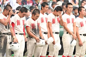 小坂里緒より、監督のパパへ 智弁学園の逆転信じて踊り続けたよバーチャル高校野球スポーツブル