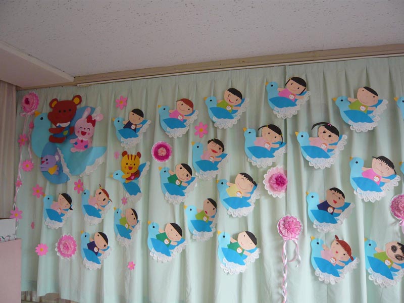 卒園式壁面」のアイデア 50 件 2025教室のデコレーション, クラスの装飾, 卒園式