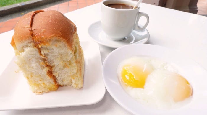 ウケメン」で展開された「3時のヒロイン・福田麻貴が占いを受けたら、その占い師が実の母だったドッキリ」のワンシーン。 c フジテレビ -「ウケメン」メンバーが今夜自宅からリモート生解説画像ギャラリー 1 5- お笑いナタリ