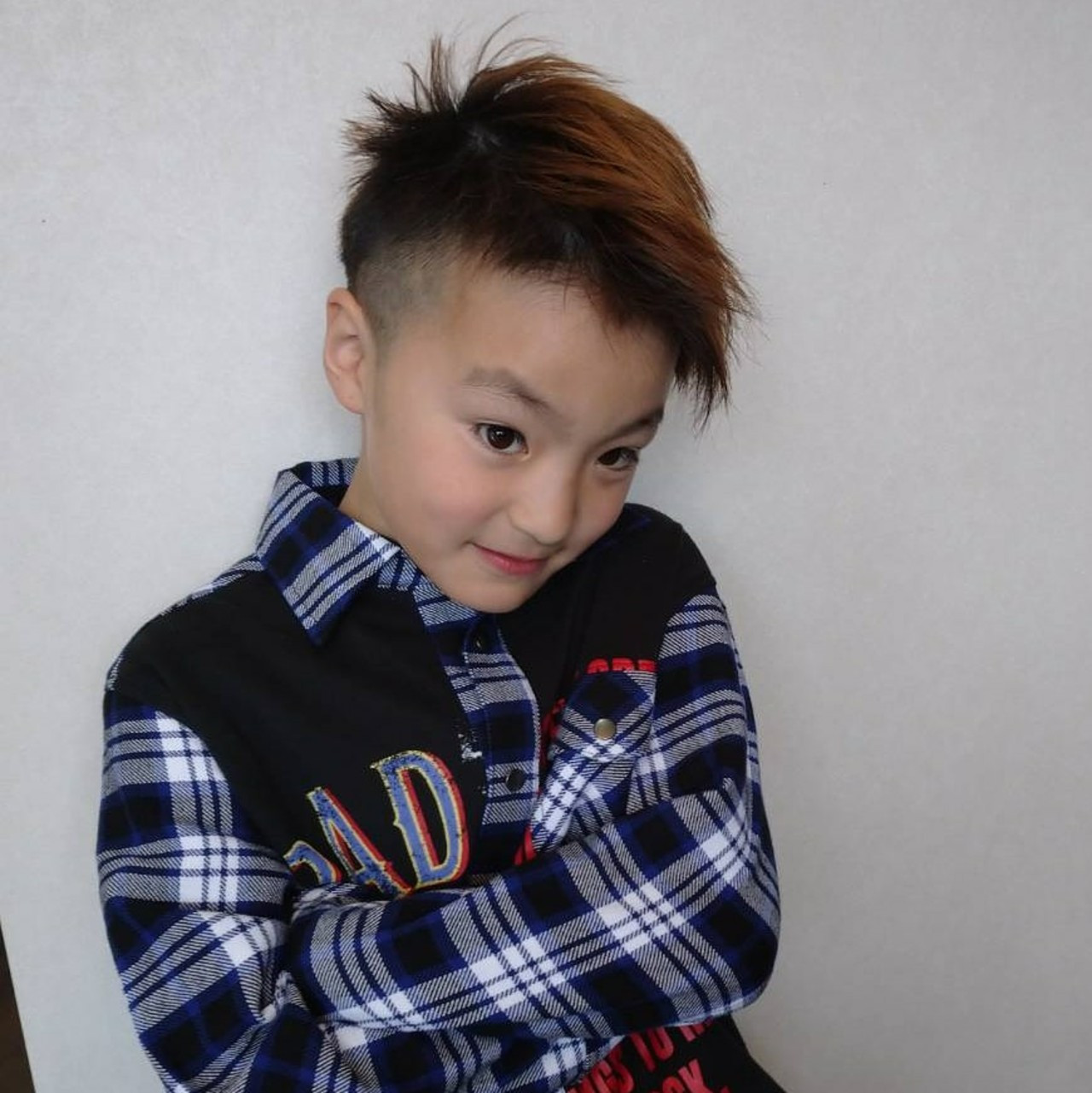 こどもの髪型 アシンメトリーツーブロックショートチョキ友こども専門美容室チョッキンズキッズサロンCHOKKIN'S