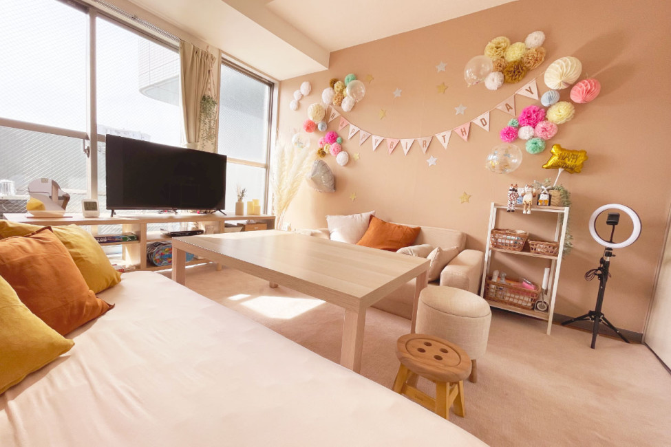 推し色別おすすめスペース5選今回は、緑・白・赤・青・ピンクの お部屋をご紹介！💫 推しの生誕祭🎂や上映会🎥といった推し活を、 推しのメンバーカラー・イメージカラーに合わせたお部屋で ぜひ楽しんでみてください🫶 💎▽今回紹介したスペースはこちら▽💎 １