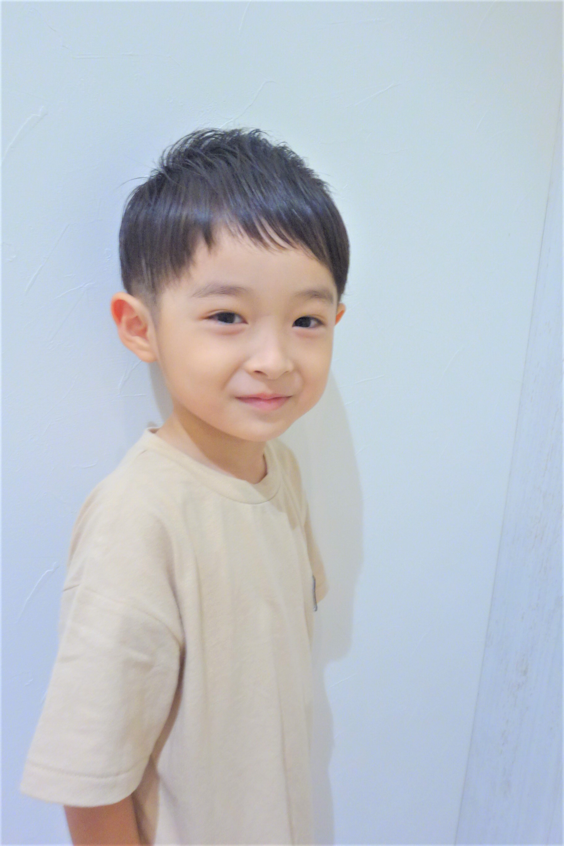 小学生の男の子の髪型 2024最新 おしゃれヘアカタログ123選！いつもよりおしゃれになれる髪型を長さ別にご紹介サンキュ