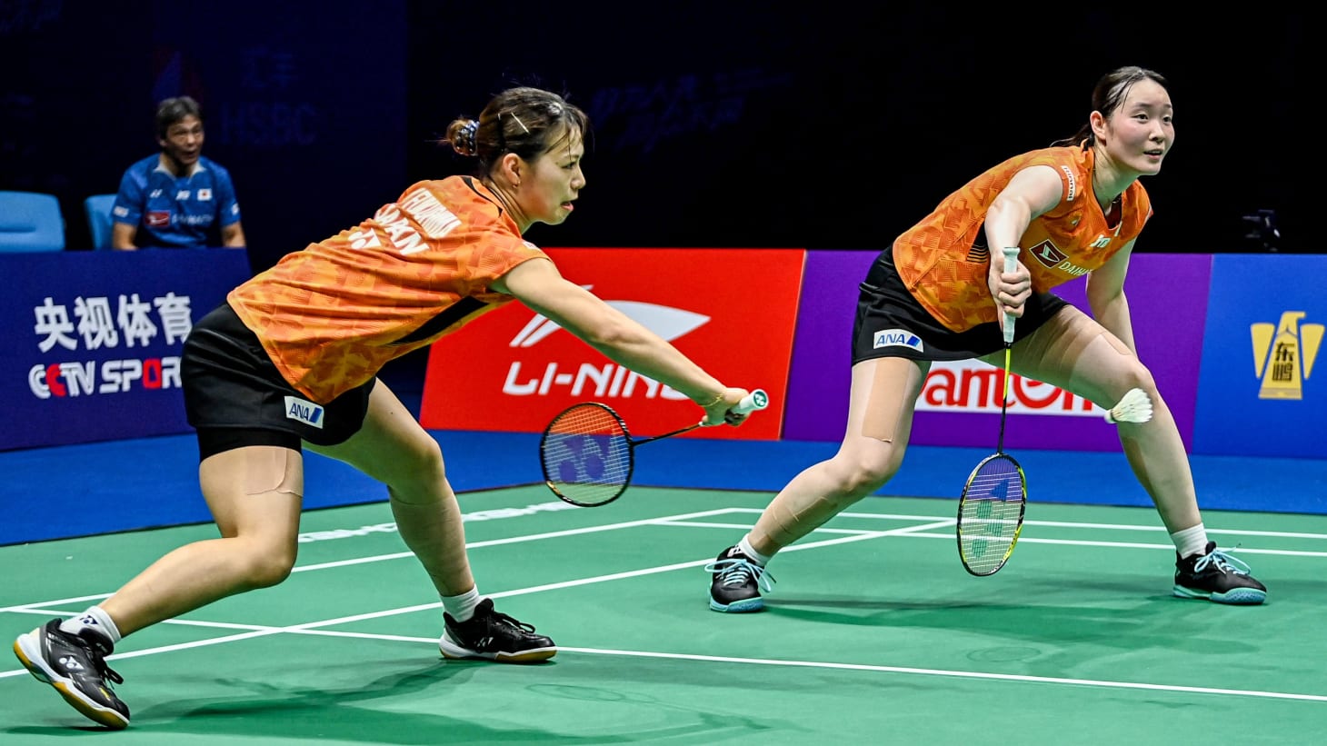 42歳に見えない美しさ”本田朋子、42歳バースデーに夫がサプライズ登場「最高の時間」 DailyNewsOnline ｄメニューニュース NTTドコモ