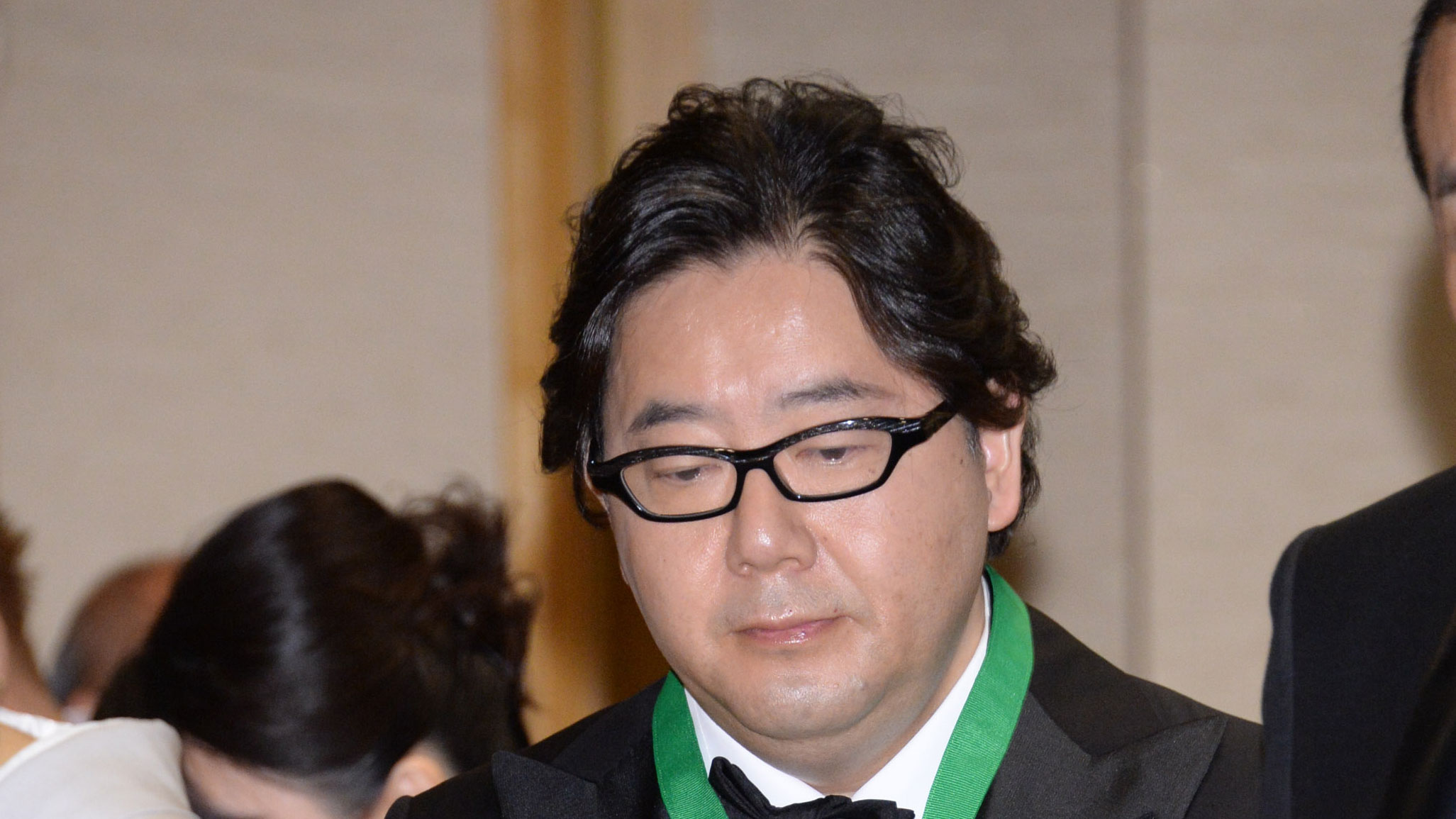 櫻坂46・渡邉理佐の卒業メモリアルブック、秋元康による帯文＆裏表紙が公開2022年4月18日- エキサイトニュース