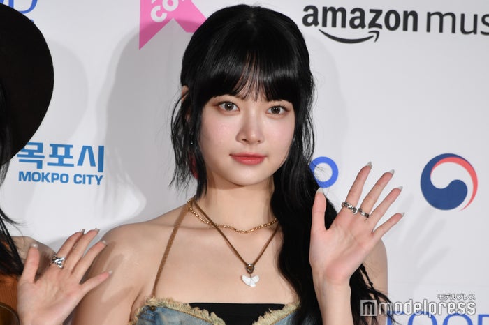 新しい髪がかわいすぎる ՞ ՞ 𓈒𓂂𓏸♡ - follow @eunchaeslesserafim and @hhh.e_c.v -HONGEUNCHAELE_SSERAFIM홍은채르세라핌ウンチェルセラフィムLESSERAFIM