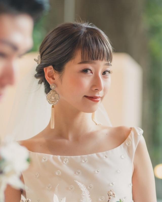 花嫁しかできない髪型♡ゲストと差がつくヘアスタイルアレンジまとめ！デコルテフォトグラフィー前撮り・フォトウェディング