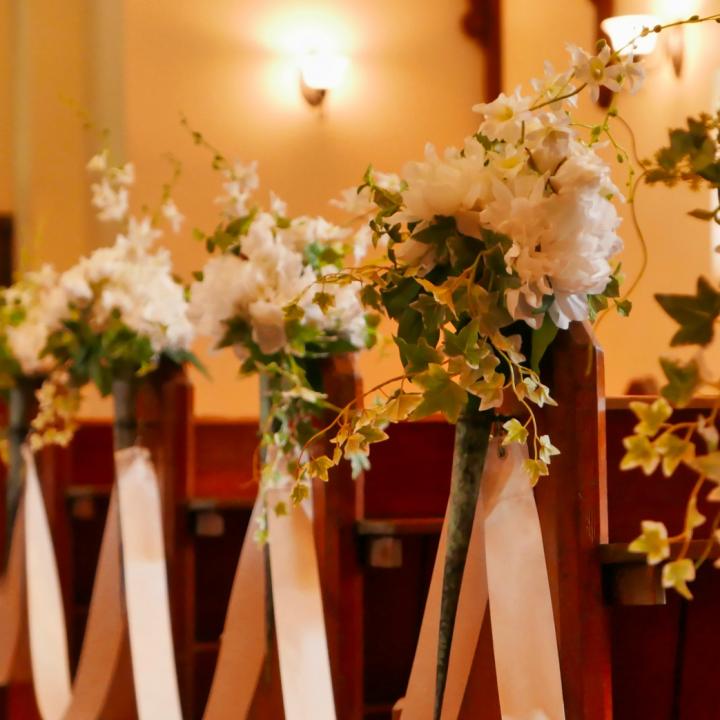 結婚式の装花を節約したい！コスパ良く華やかに魅せるコツを紹介結婚ラジオ結婚スタイルマガジン