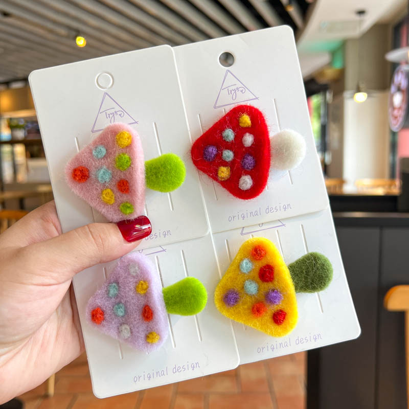 子供用ウールフェルトヘアアクセサリー5点ギフトボックス - ショップ nabi-honey-garden ヘアアクセサリー - Pinkoi