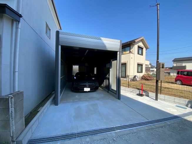 大人の秘密基地とはガレージ付賃貸住宅「大人の秘密基地」