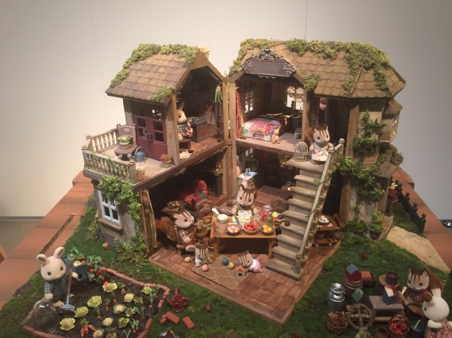 シルバニアファミリー展コラボレーション企画「ドールハウス作家がつくるシルバニアファミリーの世界 撮影体験イベント」を開催キヤノンマーケティングジャパン株式会社のプレスリリース