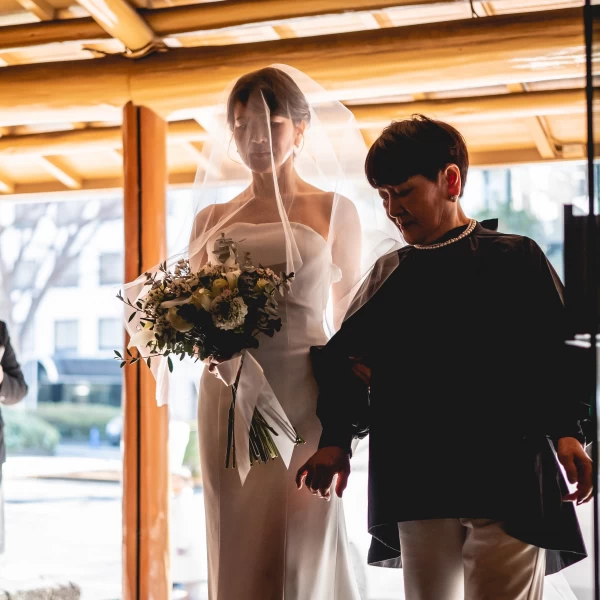 横浜・桜木町セントアクアチャペルみなとみらい大聖堂 の家族結婚式