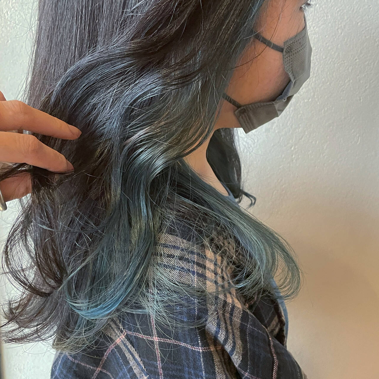 インナーカラーとは？2024最新カラーや大人向けまで徹底解説 美容師監修