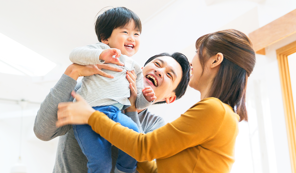 笑顔の親子 写真素材6376501- フォトライブラリ