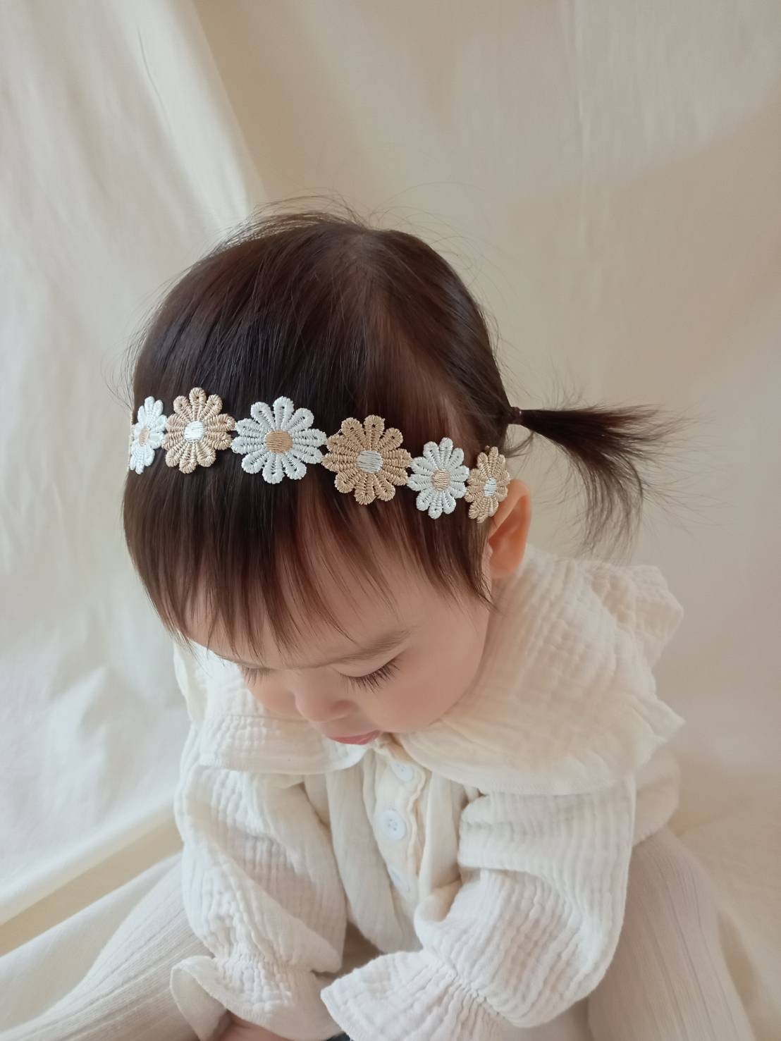 いいね♡1000超！お宮参りやバースデーに♡new dress up one point hair band 赤ちゃん レースヘアバンド ベビーヘアバンド お食い初め ハーフバースデー 結婚式にも - Miscan Lilyminne byGMOペパボ 国内最大級のハンドメイド ・手作り通販サイト