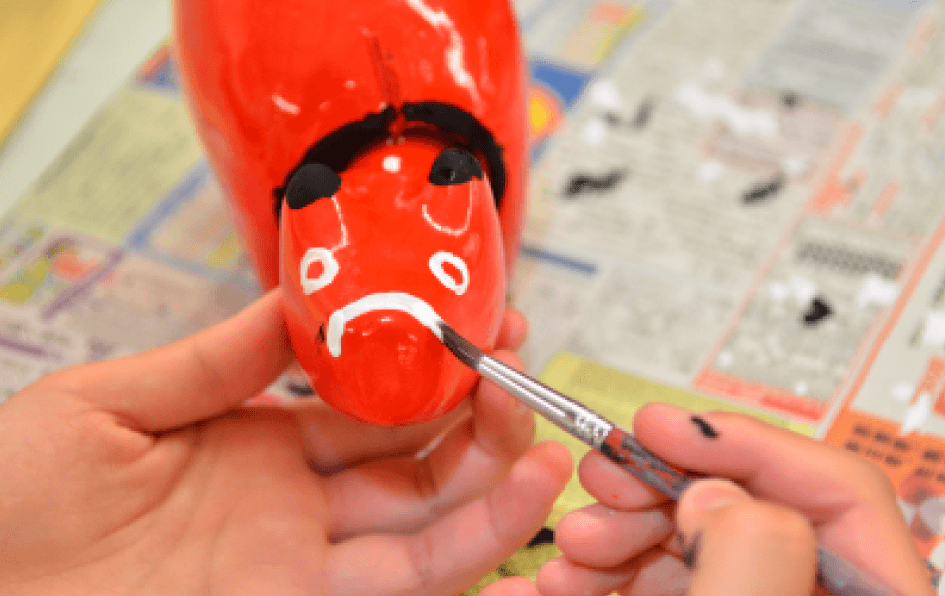 推し色の赤べこ絵付け体験 30分 あなただけのオリジナル会津民芸品・＼カップル・女性に大人気♪民芸の館 松良 - じゃらん遊び体験