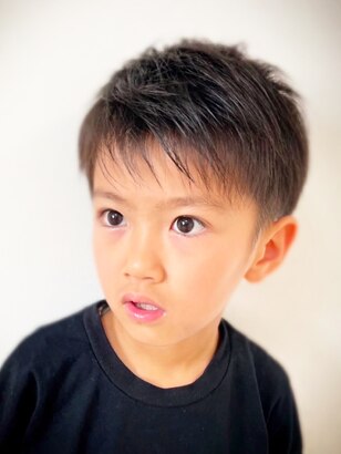 小学生の女の子の髪型 2024最新 おしゃれさんも納得のキュートなヘアスタイル114選「朝からヘアスタイルでもめている時間なんてない！」サンキュ