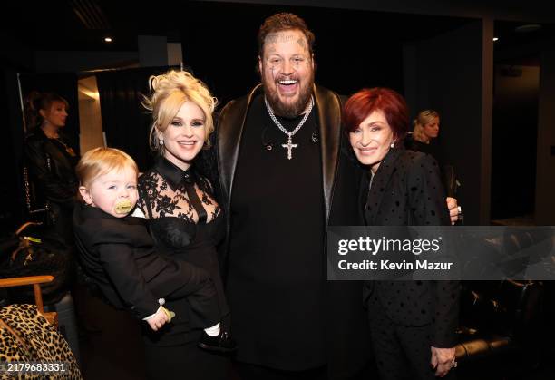 イタすぎるセレブ達 激ヤセのケリー・オズボーン、雑誌表紙をビキニで飾る。Techinsight テックインサイト 海外セレブ、国内エンタメのオンリーワンをお届けするニュースサイト