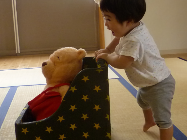 ダンボールの手作りおもちゃ「本格おままごとセット」子育てに役立つ情報満載 すくコムNHKエデュケーショナル