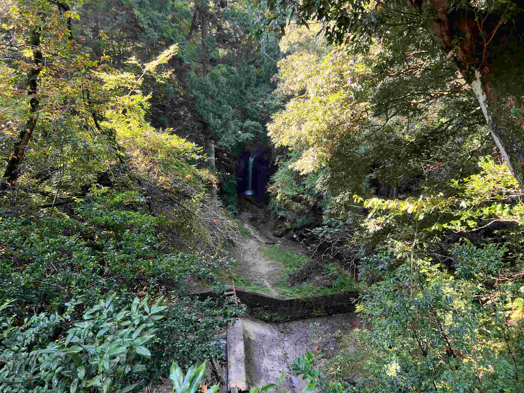 桃川のおたきさま｜村上市にある神秘の滝！畏敬と親しみの込められた「おたきさま」とは？ - 素晴らしき日本の景色たち