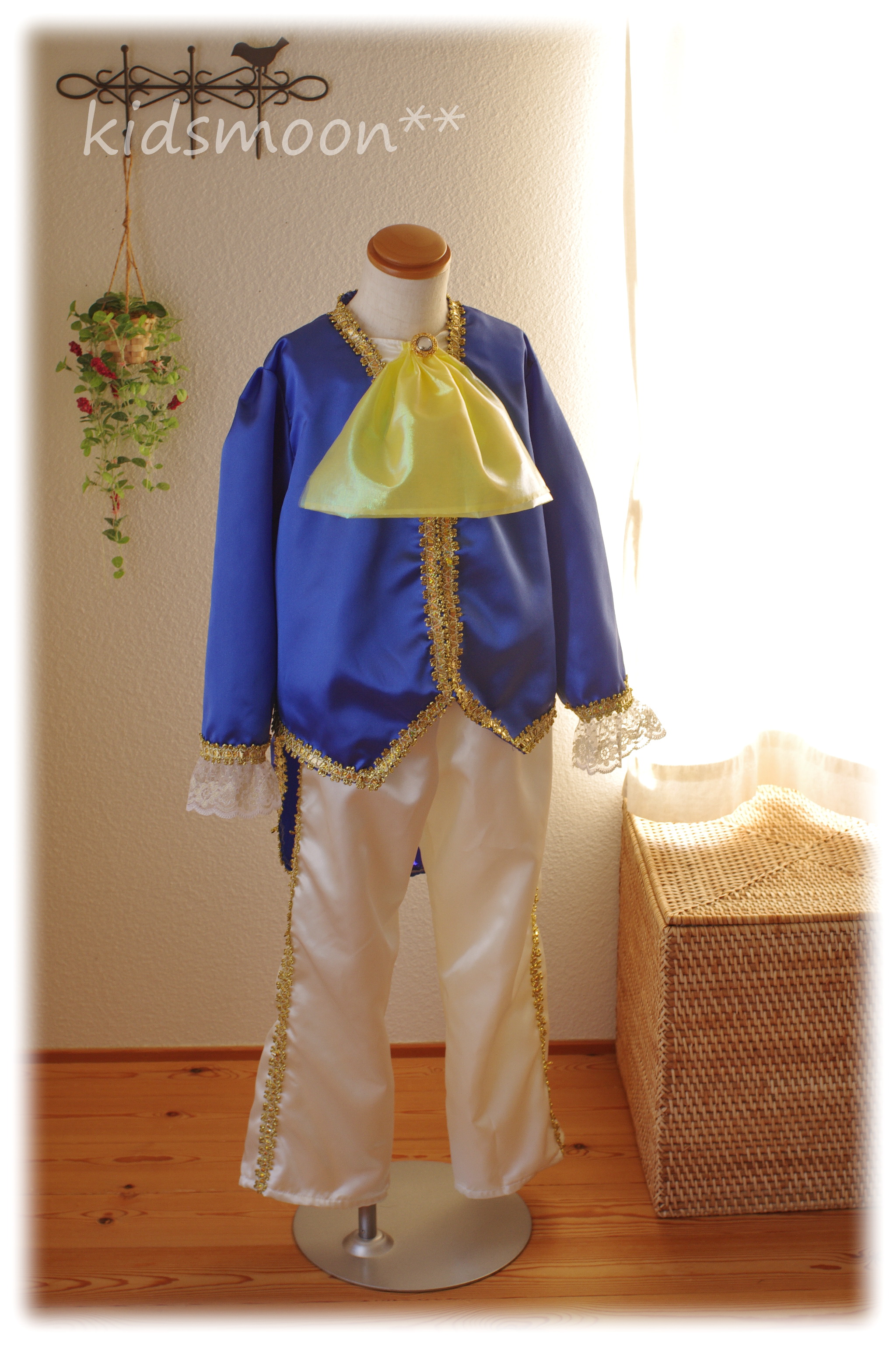 衣装 発表会 お遊戯会 男の子の写真素材 - PIXTA