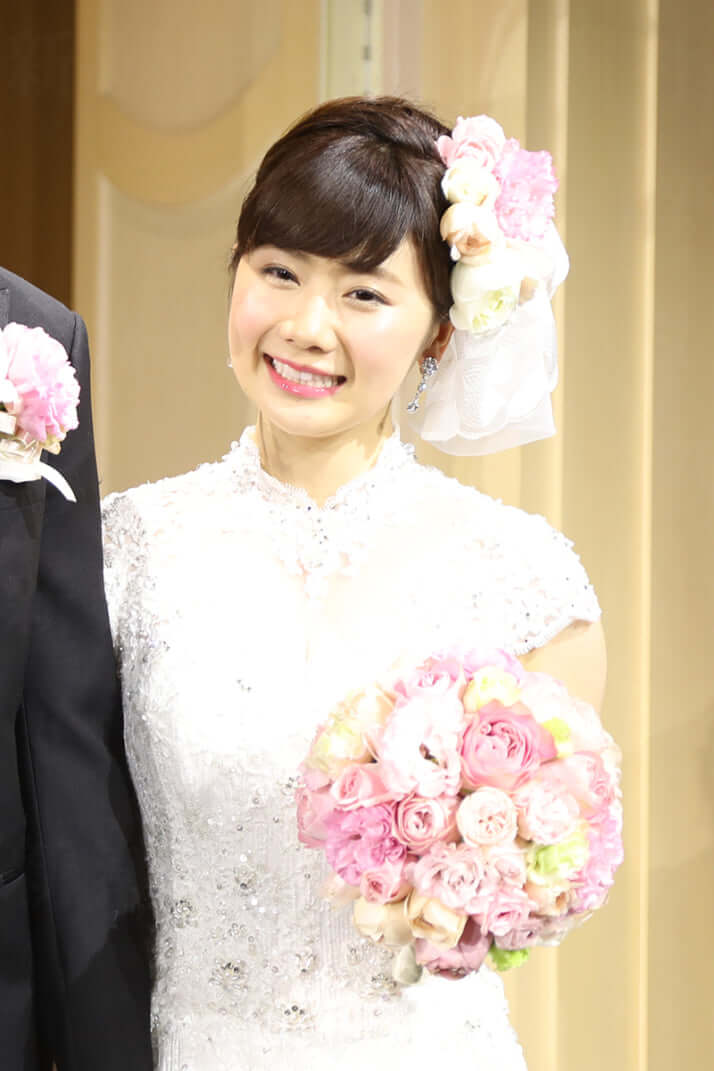 石川佳純さん、9分割の写真2枚で1年の締めくくり ファン歓喜「可愛いの大渋滞」「いろんなかすみんに会えた」