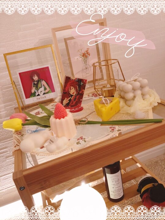 念願のディスプレイケースを購入！ おすすめしたいオタクグッズの飾り方- ももたブログ