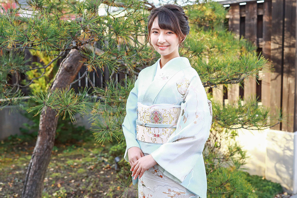 七五三のお参り、母親の着物の着付け方きもの着方教室 いち瑠