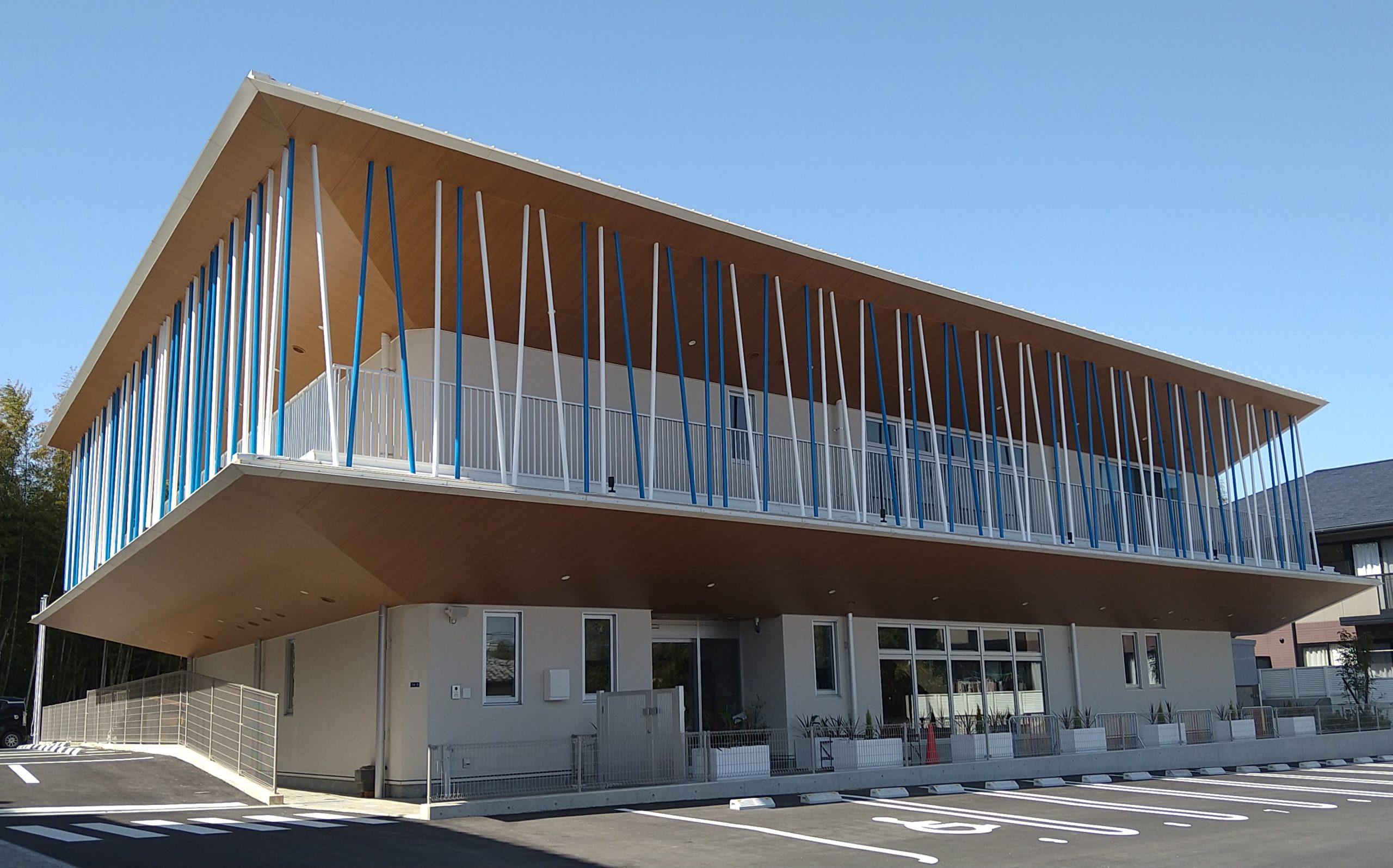 マルヤマ 水色 夏用制服 幼稚園・保育園 半袖スモック サイズフリー 制服 女子 夏服 半袖 女子制服 夏物Yahoo!フリマ 旧PayPayフリマ