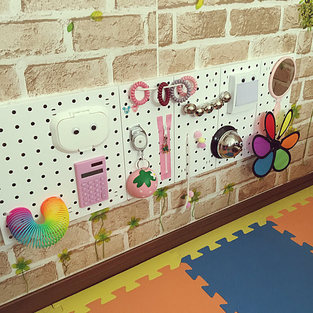 人気ベビーサークル「ミュージカルキッズランド」をベビーゲートにする方法 - ゆっくり歩いていこう