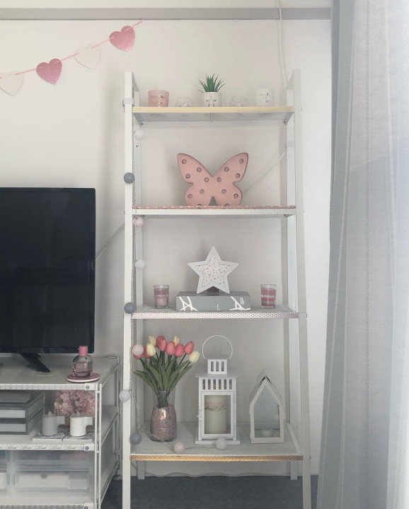 大人可愛い ピンク×グレーの甘くない部屋がオシャレ！実例２４選と作り方のコツは？インテリアまとめサイト -LUV INTERIOR