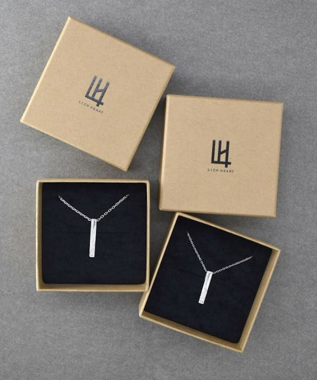 誕生日 プレゼント 男性 キーホルダー 名入れ 名前入り ギフト グロスメタル キーリング レザー メンズ 革 おしゃれ 20代 旦那 彼氏 記念日30代 40代 50代 : FLEGRE 1号店 - 通販 - Yahoo!ショッピング