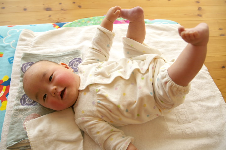 プロ直伝、子どもとの手つなぎ 保育士解説 絶対離れたくない場所ではこの方法にしてママリ