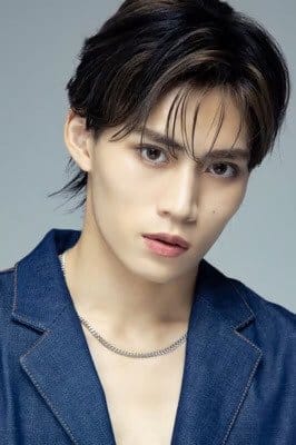 バディーズ」おしゃれまとめの人気アイデアPinterestharenohiバディーズ, アホ, 赤 髪