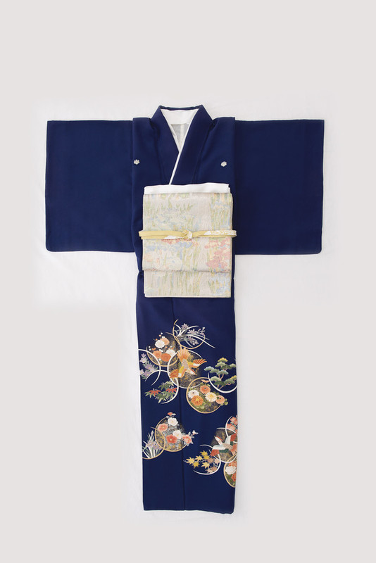 結婚式の親族の着物 未婚の姉妹や親族が色留袖を着るときのマナーや選び方をわかりやすく説明きものレンタリエのきもの豆知識