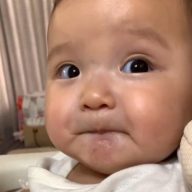 生後3カ月の赤ちゃん、小児科医からのひと言に「吹きましたｗ」「先生まさかの」 この時期限定のうまい表現に座布団をあげたい 1 3ねとらぼ