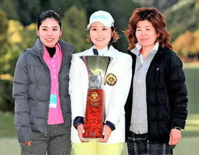 将来はおかみさん？比嘉真美子が勢関との婚約報道受け正式発表「ようやく自由になった」