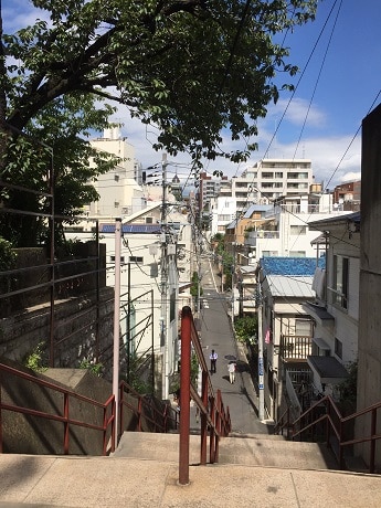 君の名は。』聖地10選～東京編～須賀神社・四谷・新宿を巡ってきた！アキブログ