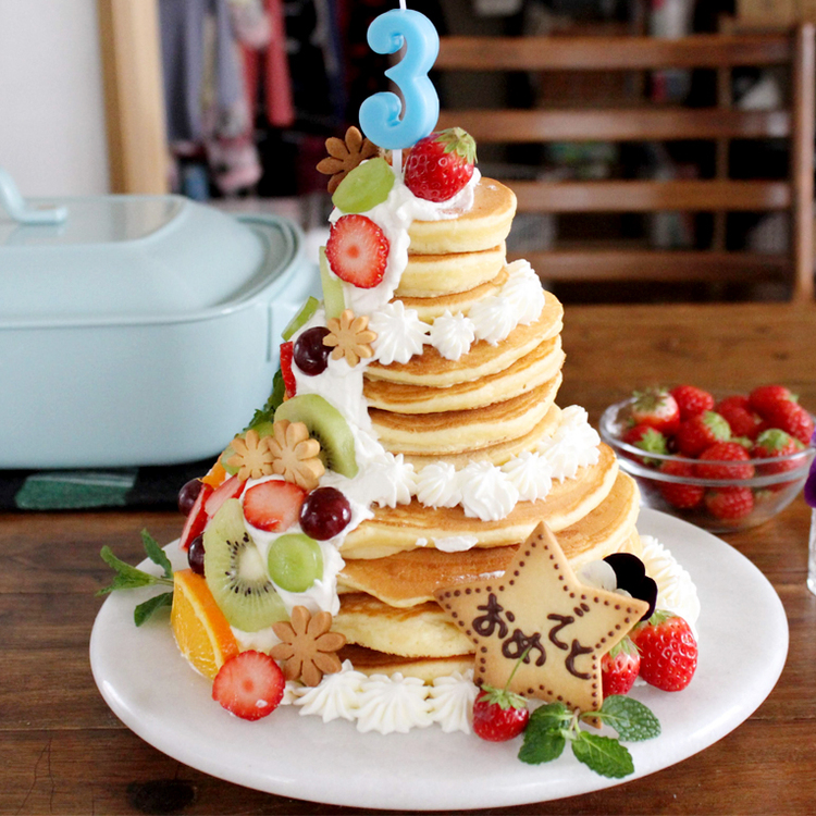 母の日に小さめ手軽な苺のデコレーションケーキ - めいの部屋ブログ