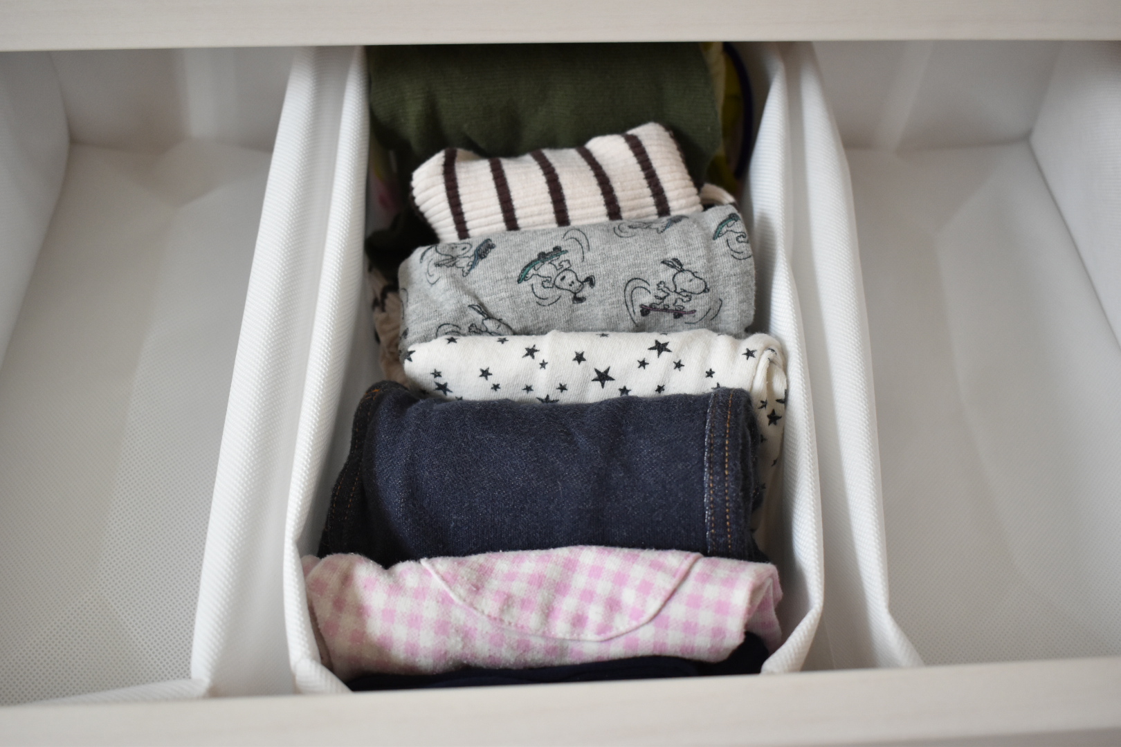 百均でそろう！出し入れしやすいベビー服収納アイデア3選