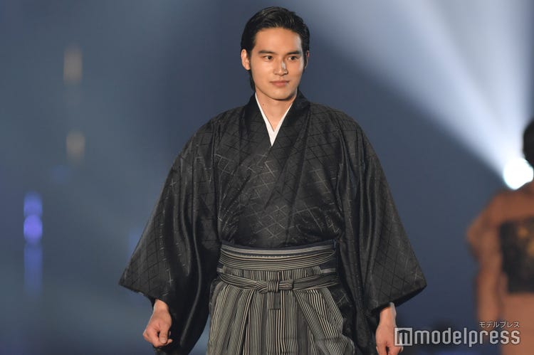 顔画像 水上恒司の家族構成まとめ！超イケメン父の職業は？母も女優レベルの美人との噂も