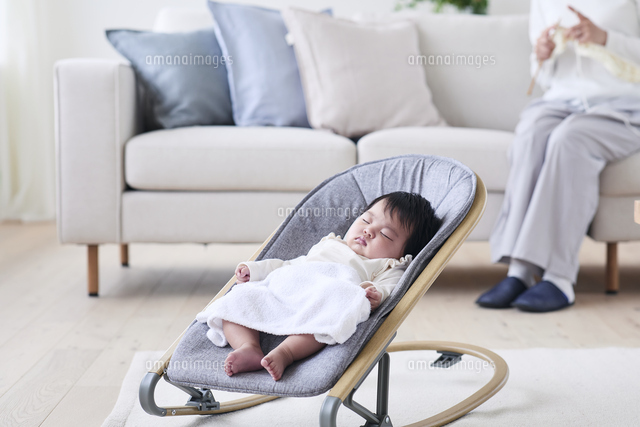 1歳児と同じ寝室で寝るレイアウトを紹介！暖房の設定温度や寝かしつけの悩みも解説 – RASIK ラシク 家具・インテリア専門店