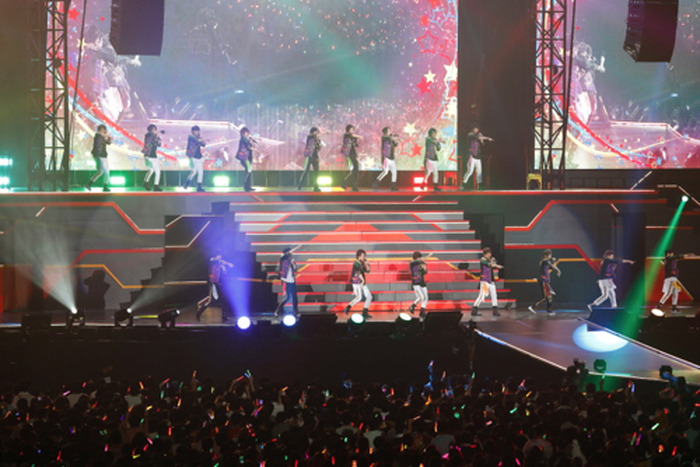 フジテレビアナウンサーカレンダー2025予約受付中